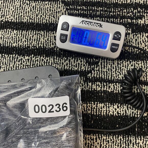 New Balance NB Dry Gray Long Sleeve Pullover Top Size Small Running Workout - Picture 8 of 8